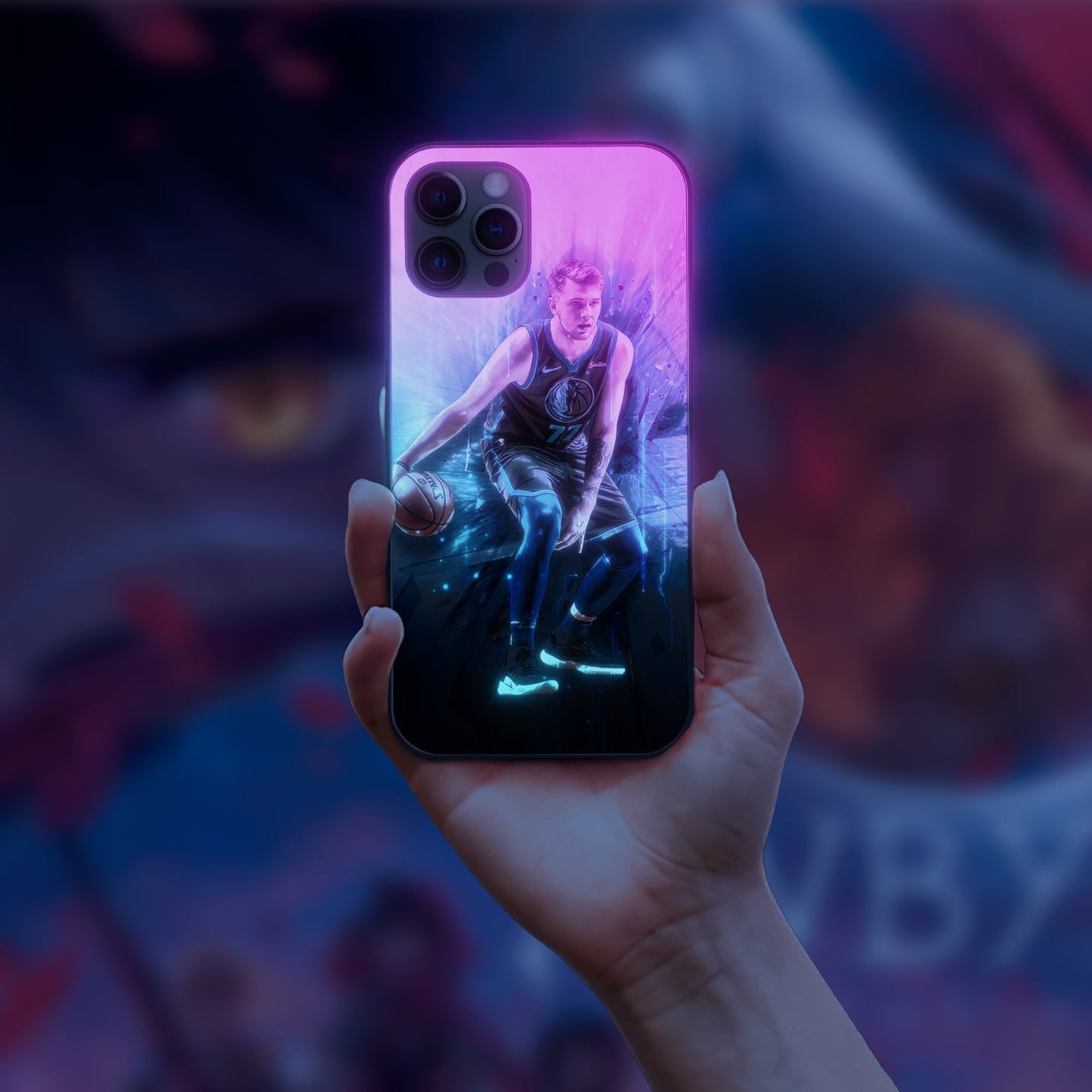 Luka Don?i? LED phone case for iPhone